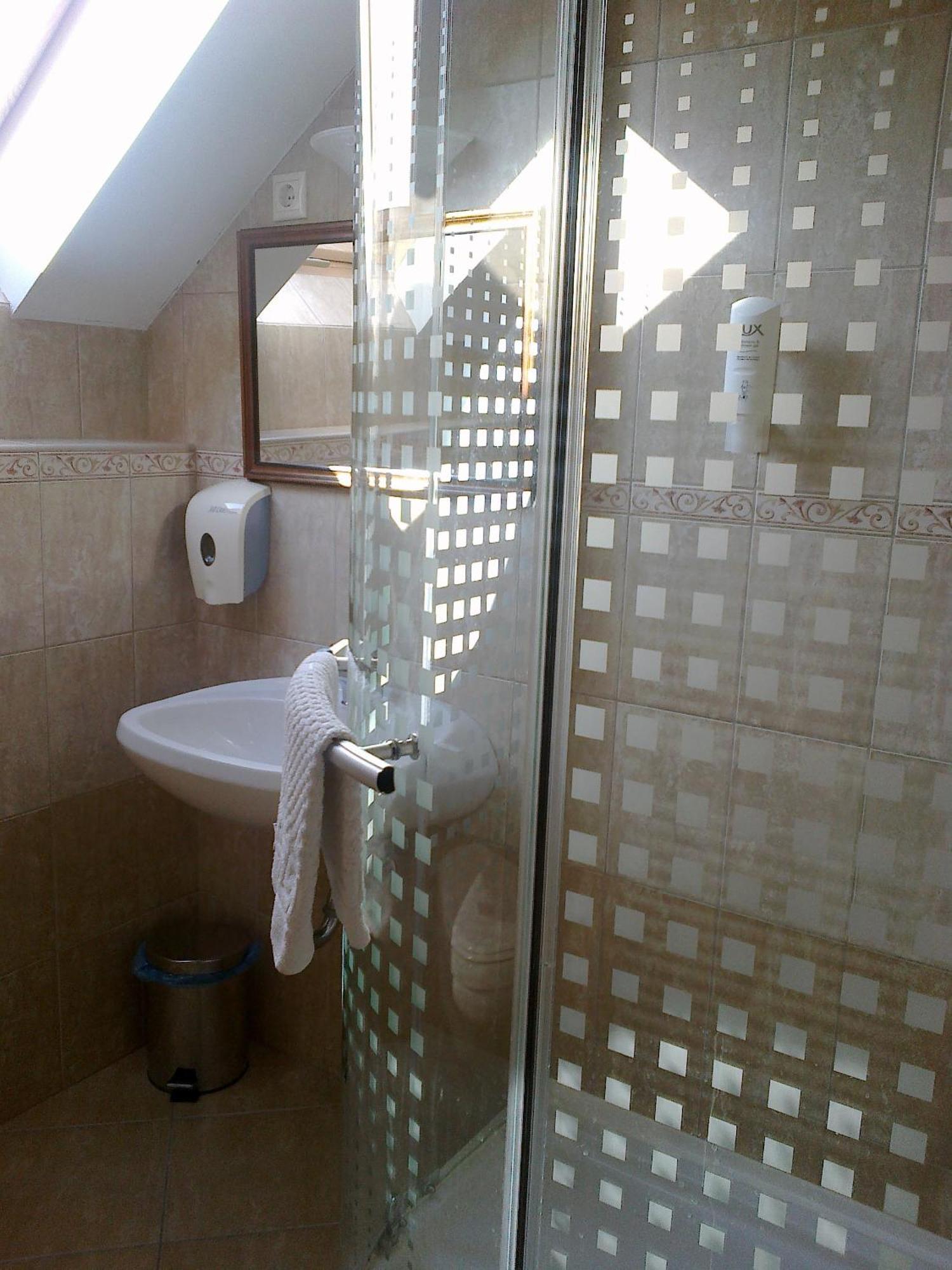 Györgyey Kastély Panzió és Étterem Hotel Tápiógyörgye Exterior foto